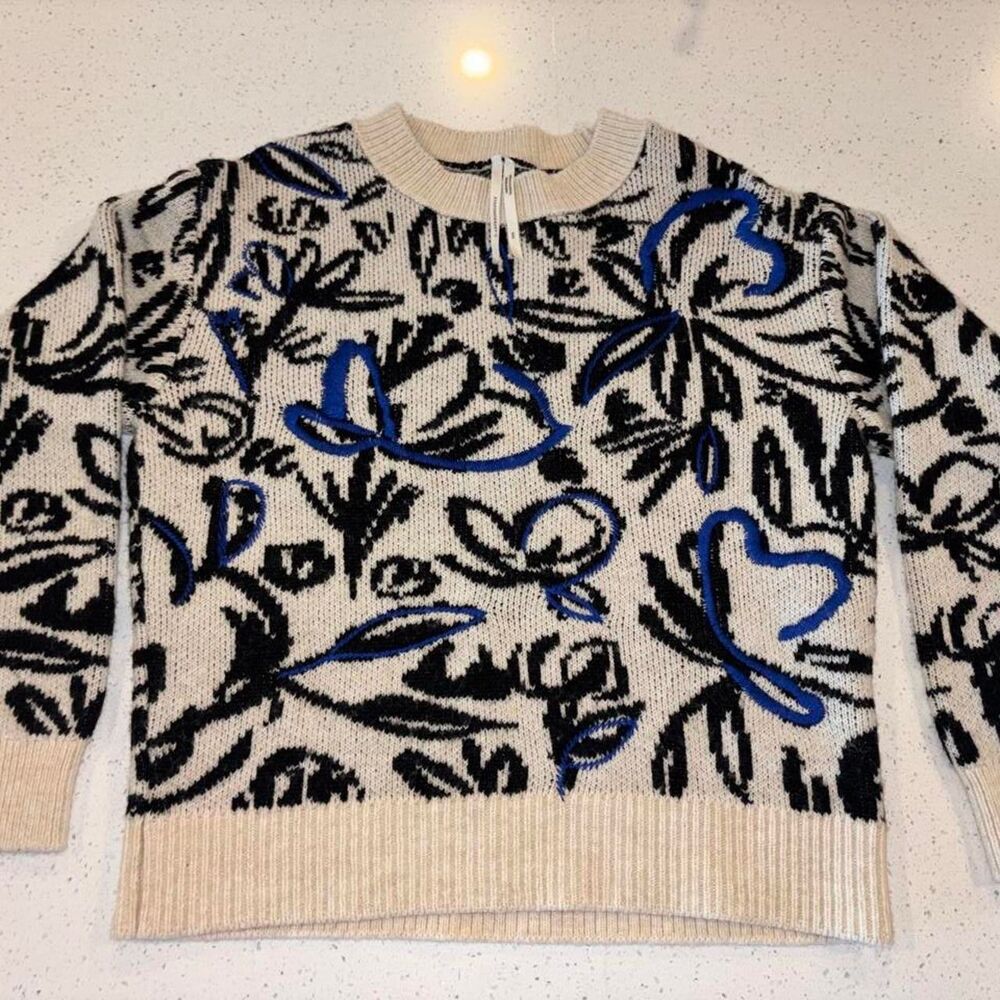 Anthropologie Floral knit sweater